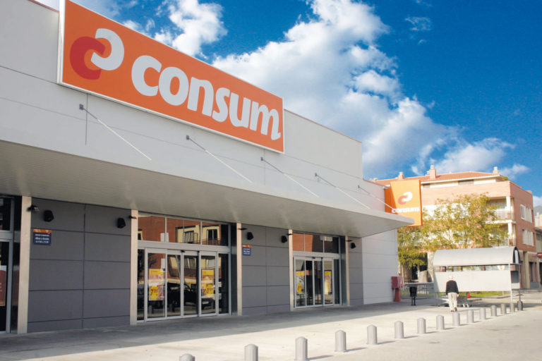 Consum takes a broad view